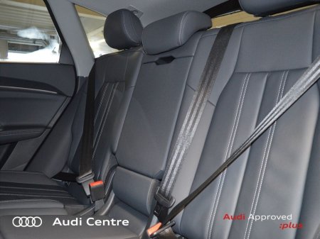 2026 Audi Q5 E-HYBRID 220 KW Q SE €71,387 thumbnail