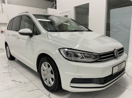2017 Volkswagen Touran  €30,995 thumbnail