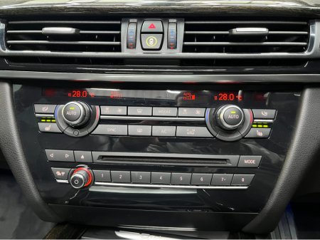 2016 BMW X5 €29950! 2016 BMW X5 XDRIVE 40E M-SPORT 2.0 AUTOMATIC / CRUISE CONTROL / REVERSE CAMERA / ELECTRIC MEMORY & HEATED SEATS / PADDLE SHIFTERS / PANORAMIC SUNROOF / HEATED REAR SEATS €29,950 thumbnail