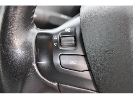 2018 Peugeot 2008 - thumbnail 17