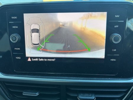 2023 Volkswagen T-Roc 2.0 TDI 116HP Life rear view Camera Low mileage €29,995 thumbnail