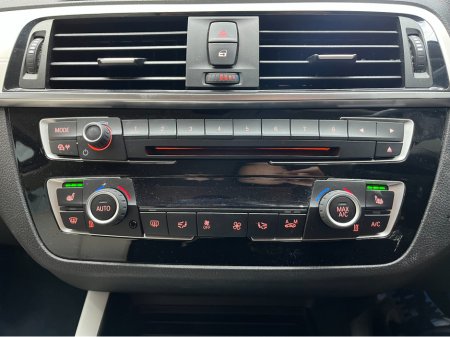 2019 BMW 1 Series - thumbnail 17