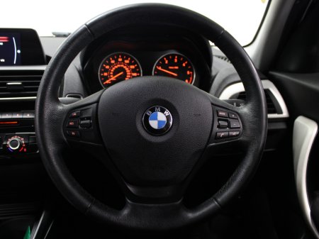 2016 BMW 1 Series - thumbnail 14