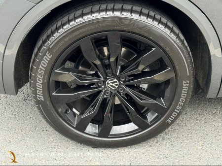 2024 Volkswagen Touareg - thumbnail 8