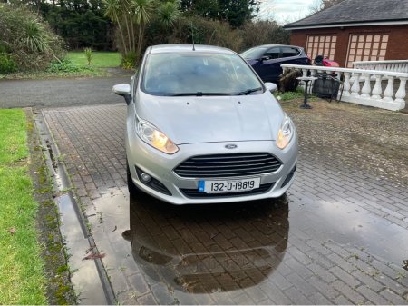 2013 Ford Fiesta 1.25 ZETEC 82PS 5DR ARGENTO