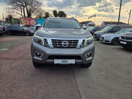 2020 Nissan Navara - thumbnail 2