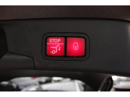 2019 Mercedes-Benz C Class C220D AMG LINE PREMIUM 5DR ESTATE AUTO //  STUNNING CAR FINISHED IN GREY MET // BUY WITH CONFIDENCE AA AND SIMI APPROVED DEALER 2026 // FINANCE ARRANGED // ALL TRADE INS WELCOME €25,950 thumbnail