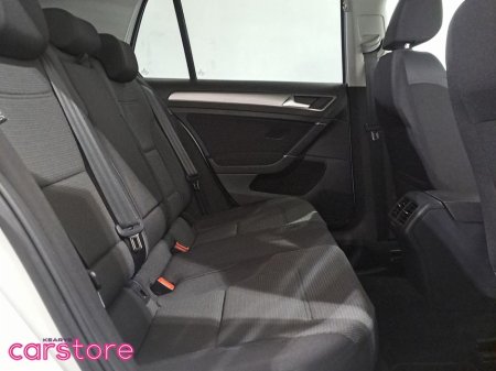 2016 Volkswagen Golf - thumbnail 13