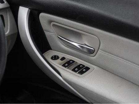 2016 BMW 3 Series 316D SE ZLBF 4DR AUTO €15,950 thumbnail