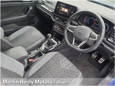 2025 Volkswagen T-Roc R-LINE 2.0 TDI 116Hp €38,445 thumbnail