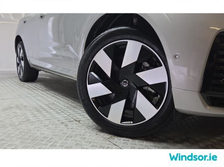 2024 Volvo XC60 Plus+ T6 Recharge AWD 350BHP Plus Twin Engine €54,495 thumbnail