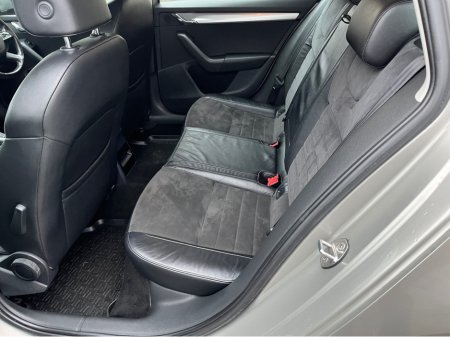 2014 Skoda Octavia 1.6 TDI CR ELEGANCE  5DR €7,950 thumbnail