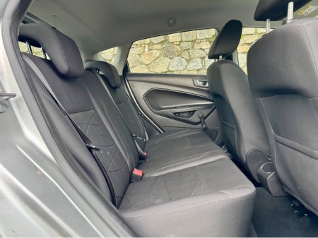 2015 Ford Fiesta ZETEC 1.2L !!! €7,950 thumbnail