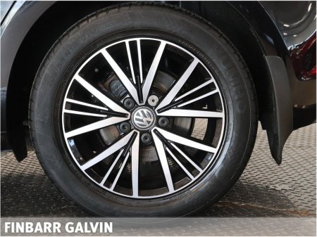 2017 Volkswagen Golf - thumbnail 14