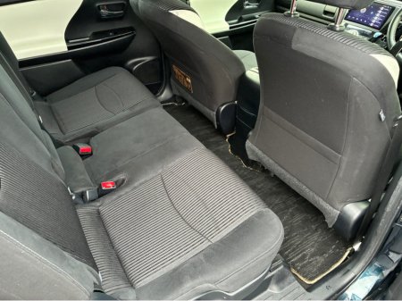 2017 Toyota Prius Alpha 1.8i Petrol Hybrid 5 Seater Automatic €17,950 thumbnail