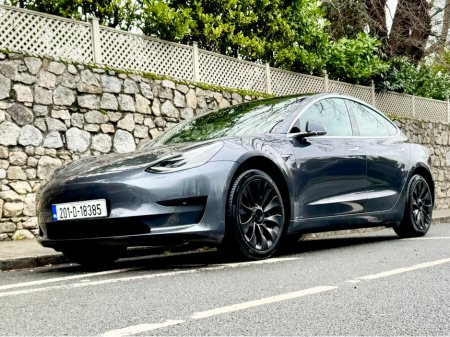 2020 Tesla Model 3 STANDARD RANGE PLUS !! €20,900