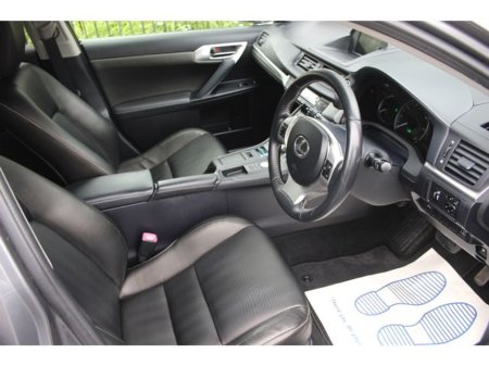 2013 Lexus CT 200 h - thumbnail 13