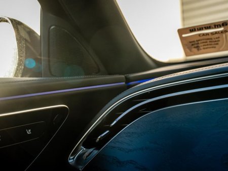 2024 Mercedes-Benz E Class E 220 D AMG LINE €66,950 thumbnail