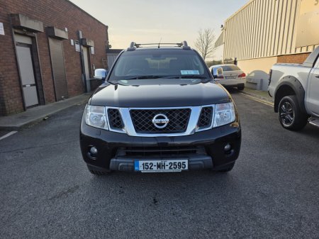 2015 Nissan Navara - thumbnail 9