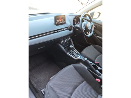 2017 Mazda Demio - thumbnail 8