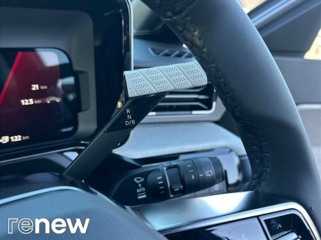 2026 Renault 5 Roland Garros 52kWh 150hp thumbnail