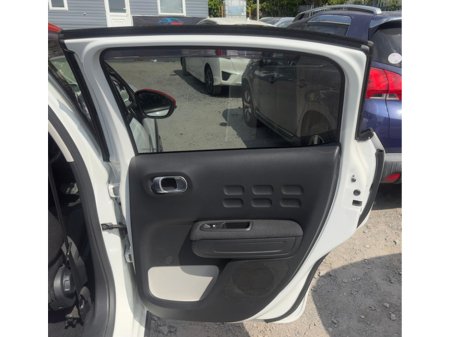 2017 Citroen C3 - thumbnail 8