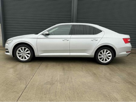 2023 Skoda Superb AMBITION 2.0 TDI 150HP 5DR €29,950 thumbnail