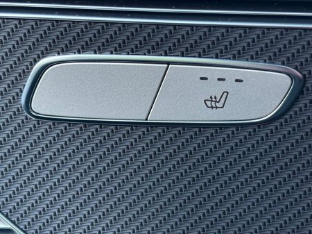 2022 Mercedes-Benz EQC AMG LINE PREMIUM SUNROOF 400 €36,995 thumbnail