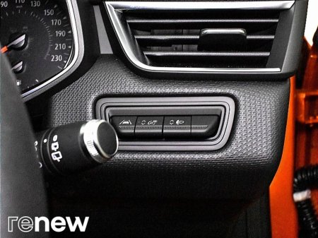 2020 Renault Clio - thumbnail 21