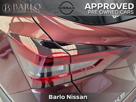 2024 Nissan Juke HYBRID 1.6 SV PREMIUM 2TONE €28,975 thumbnail