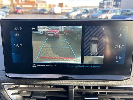 2023 Peugeot 3008 1.2 PureTech 130bhp Auto 6.4 Allure €31,950 thumbnail