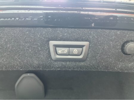 2018 BMW 5 Series - thumbnail 9