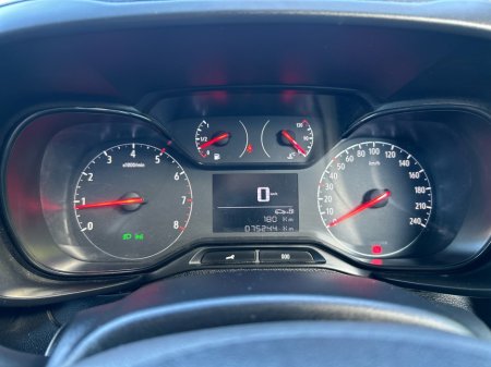 2021 Opel Combo - thumbnail 10