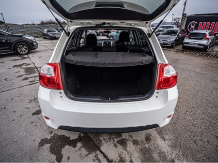 2012 Toyota Auris 2012 Auris 1.4d/New NCT/Irish car/Warranty €5,888 thumbnail