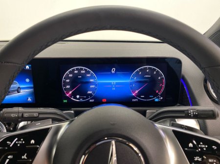 2025 Mercedes-Benz GLB - thumbnail 9