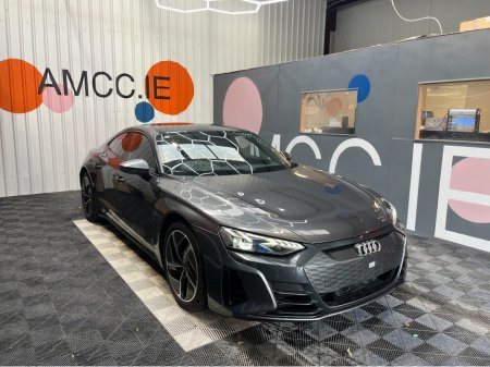 2023 Audi e-tron GT quattro - thumbnail 1