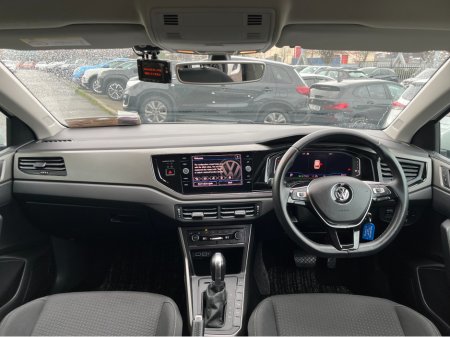 2019 Volkswagen Polo COMFORTLINE AUTOMATIC 1.0 PETROL //KEYLESS ENTRY//REVERSE CAMERA//ADAPTIVE CRUISE CONTROL// €16,950 thumbnail