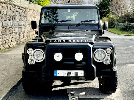 2011 Land Rover Defender - thumbnail 13