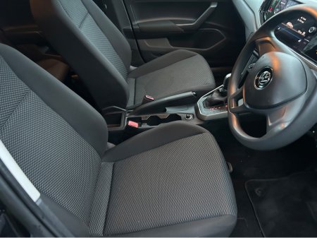 2018 Volkswagen Polo - thumbnail 9