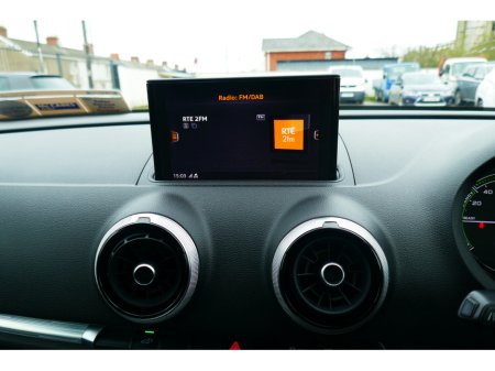 2018 Audi A3 - thumbnail 24