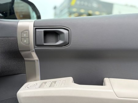 2025 Kia EV3 GT Line €43,995 thumbnail