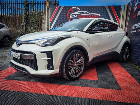 2020 Toyota C-HR - thumbnail 4
