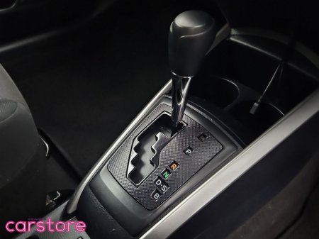 2018 Toyota Corolla - thumbnail 19