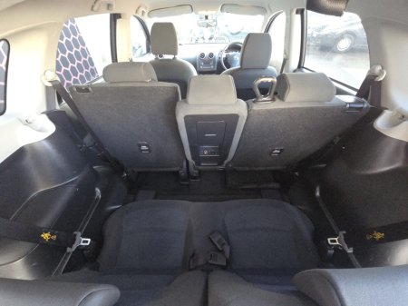 2013 Nissan Qashqai +2 QASHQAI+2 1.5 + 2 XE 4DR €5,950 thumbnail