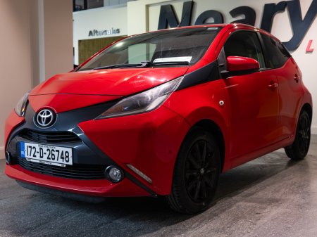 2017 Toyota Aygo - thumbnail 3