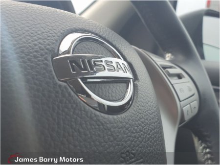 2015 Nissan Qashqai - thumbnail 19