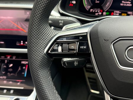 2025 Audi A7 50 TFSI E S LINE BLK ED QUATTRO *PAN ROOF* €79,990 thumbnail