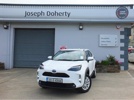 2023 Toyota Yaris Cross CR LUNA 4DR AUTO €26,495