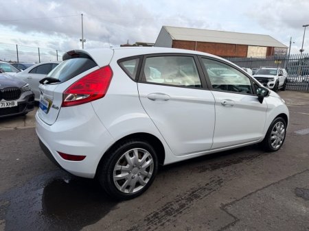 2012 Ford Fiesta 1.25 Edge Hatchback 5dr Petrol Manual (124 g/km, 59 bhp) thumbnail