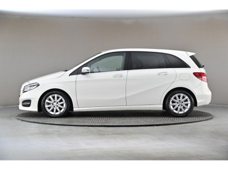 2017 Mercedes-Benz B Class B180 1.6 *PARK SENSORS*REVERSE CAM* €16,890 thumbnail